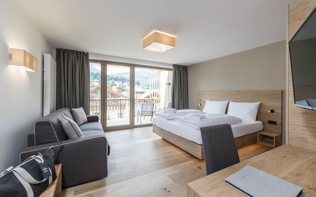 Hotel Ambet Maranza Kültér fotó